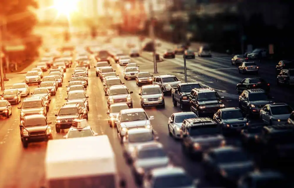 Helpful Tips to Avoid an Accident During Rush Hour Traffic